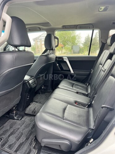 Toyota Land Cruiser Prado 2014, 175,000 km - 2.7 l - Bakı
