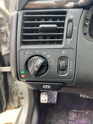 Mercedes E 220 2001, 397,000 km - 2.2 l - Bakı