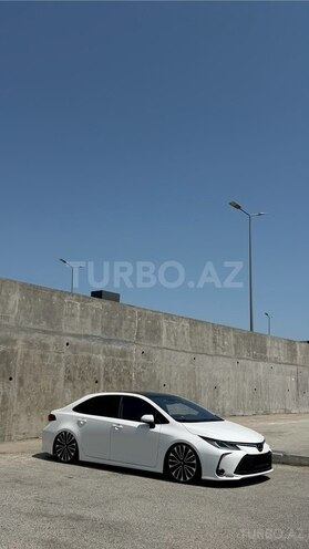 Toyota Corolla 2025, 18,000 km - 1.8 л - Bakı