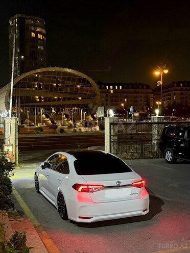 Toyota Corolla 2025, 18,000 km - 1.8 л - Bakı