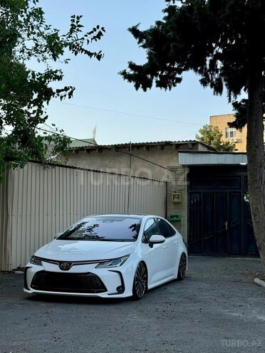 Toyota Corolla 2025, 18,000 km - 1.8 л - Bakı