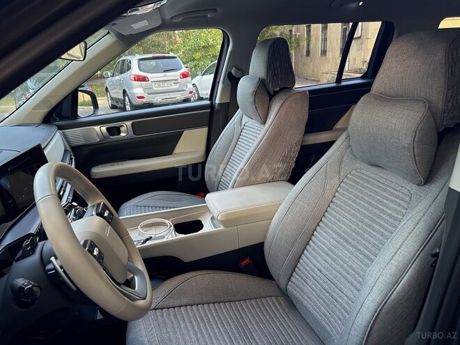 Hyundai Santa Fe 2024, 32,560 km - 1.6 л - Bakı