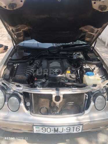 Mercedes E 240 1999, 187,930 km - 2.4 л - Şirvan