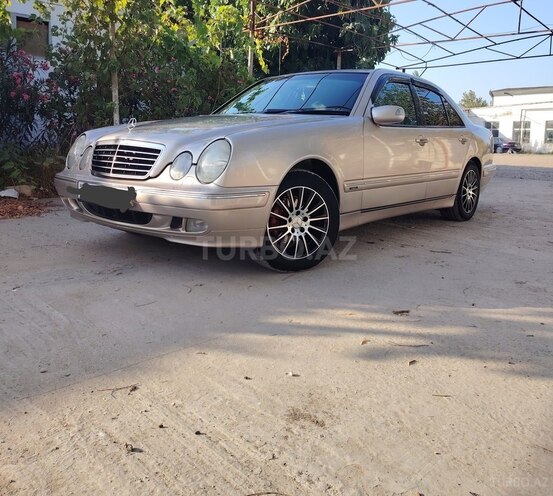 Mercedes E 240 1999, 187,930 km - 2.4 л - Şirvan