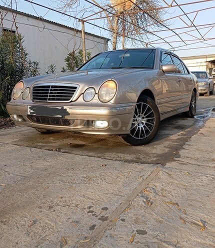 Mercedes E 240 1999, 187,930 km - 2.4 л - Şirvan