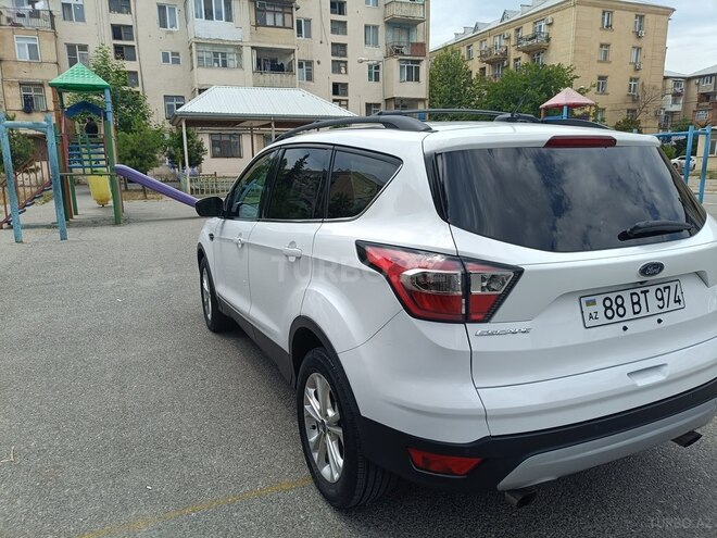 Ford Escape 2017, 202,000 km - 1.5 l - Bakı