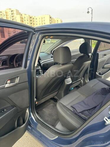 Hyundai Avante 2015, 120,000 km - 1.6 л - Bakı