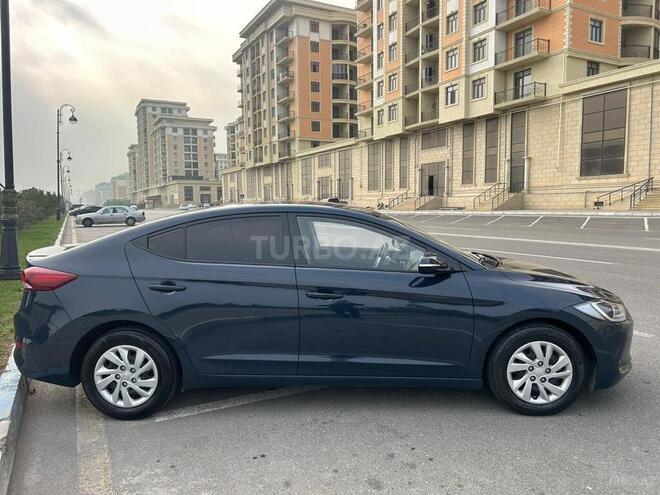 Hyundai Avante 2015, 120,000 km - 1.6 л - Bakı