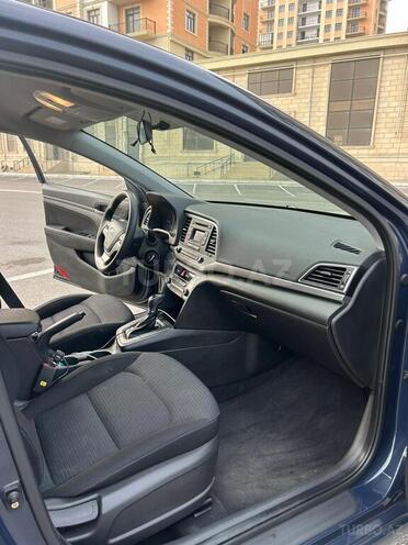 Hyundai Avante 2015, 120,000 km - 1.6 л - Bakı