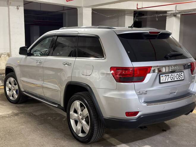 Jeep Grand Cherokee 2011, 221,000 km - 3.6 л - Bakı