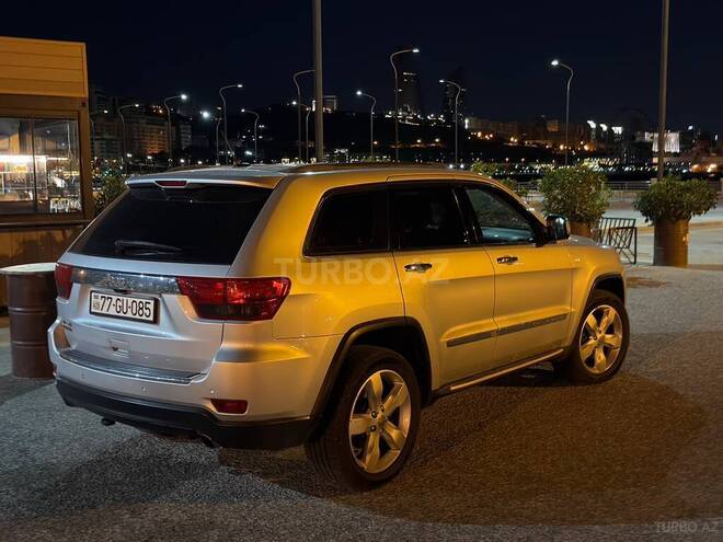 Jeep Grand Cherokee 2011, 221,000 km - 3.6 л - Bakı