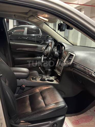 Jeep Grand Cherokee 2011, 221,000 km - 3.6 л - Bakı