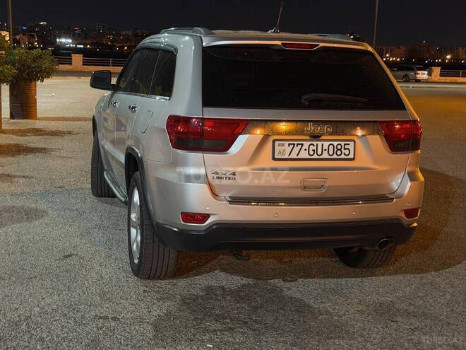 Jeep Grand Cherokee 2011, 221,000 km - 3.6 л - Bakı