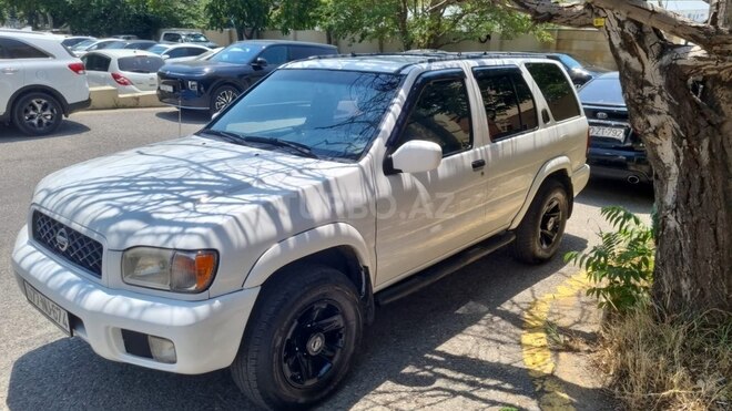 Nissan Pathfinder 2000, 285,000 km - 3.5 l - Bakı