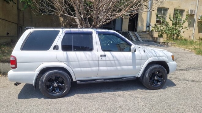 Nissan Pathfinder 2000, 285,000 km - 3.5 l - Bakı