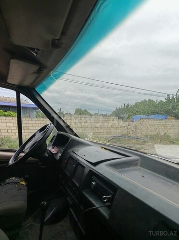 GAZ  1996, 777,000 km - 2.0 л - Neftçala