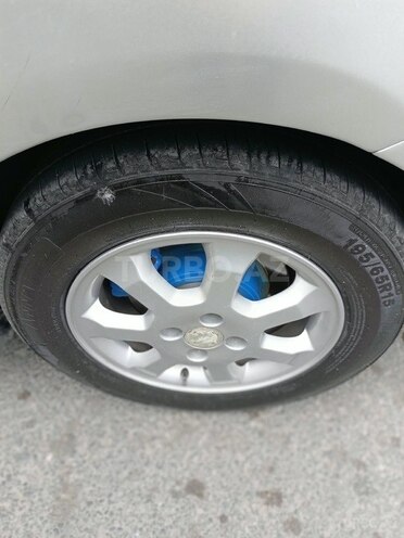 Toyota Corolla 2004, 345,000 km - 1.4 l - Mingəçevir
