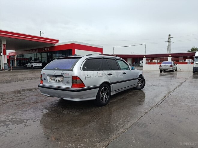 Mercedes C 220 1998, 200,000 km - 2.2 л - Sabirabad