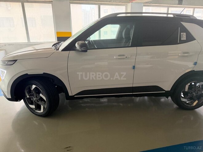 Hyundai Venue 2025, 800 km - 1.6 л - Bakı
