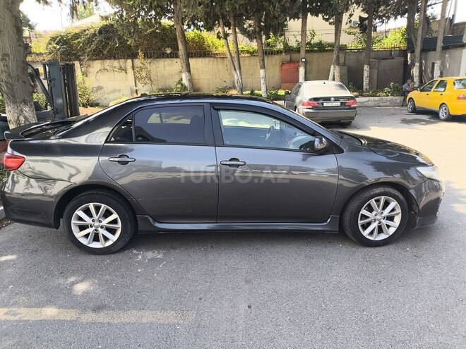 Toyota Corolla 2013, 260,714 km - 1.8 l - Bakı