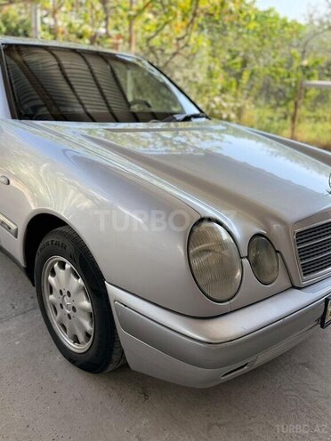 Mercedes E 220 1999, 666,900 km - 2.2 l - Kürdəmir