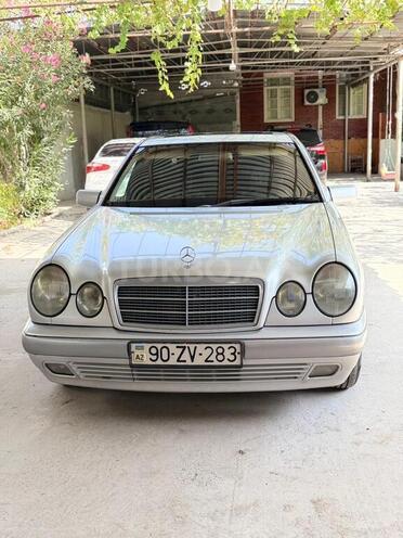 Mercedes E 220 1999, 666,900 km - 2.2 l - Kürdəmir