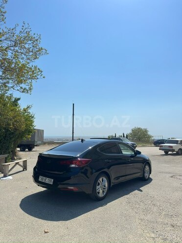 Hyundai Elantra 2018, 262,323 km - 2.0 l - Bakı
