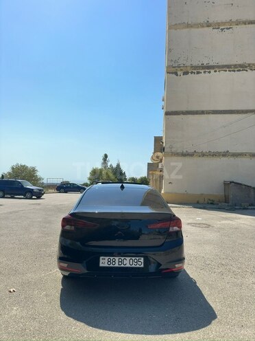 Hyundai Elantra 2018, 262,323 km - 2.0 l - Bakı
