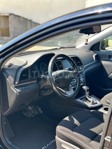 Hyundai Elantra 2018, 262,323 km - 2.0 l - Bakı