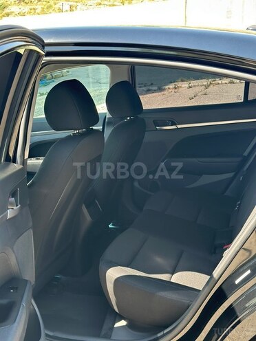 Hyundai Elantra 2018, 262,323 km - 2.0 l - Bakı