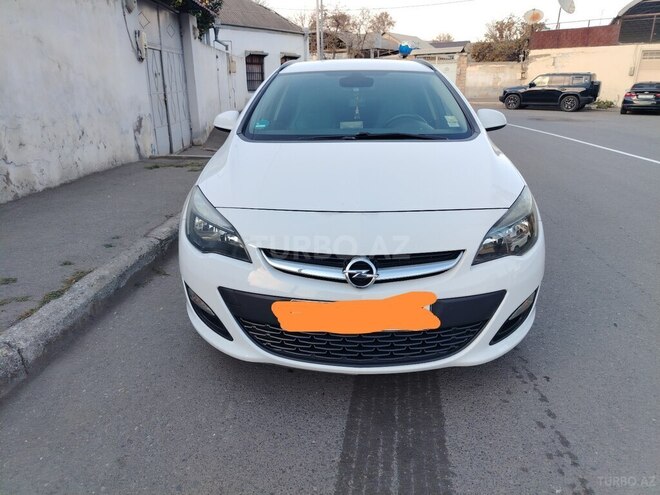 Opel Astra 2015, 246,000 km - 1.6 l - Gəncə