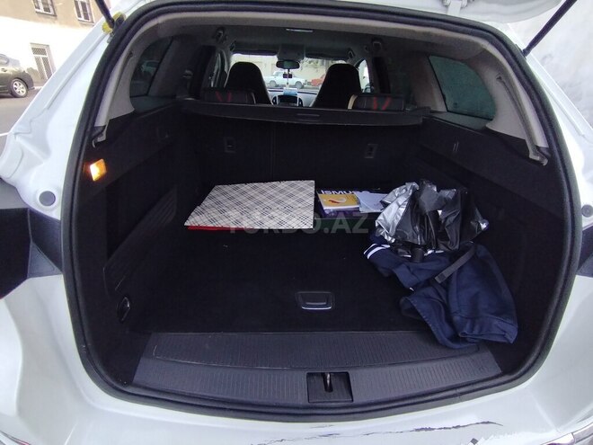 Opel Astra 2015, 246,000 km - 1.6 l - Gəncə