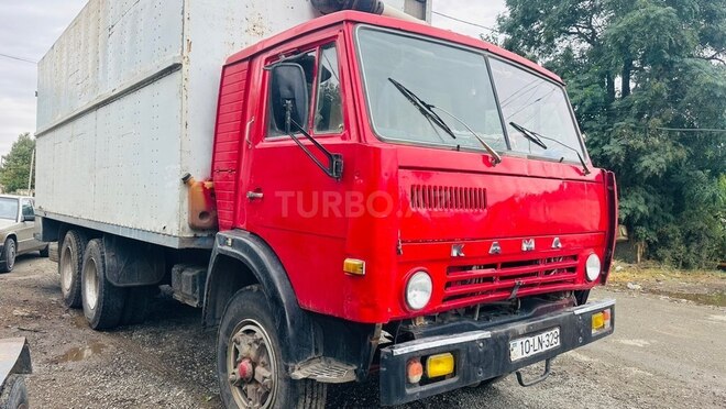 KamAz 53212 1985, 680,000 km - 11.0 l - Ağcabədi
