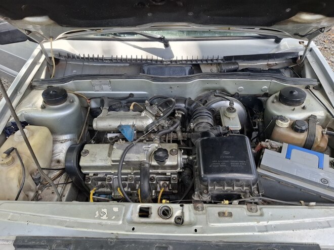 LADA (VAZ) 2115 2004, 380,000 km - 1.5 л - Qax