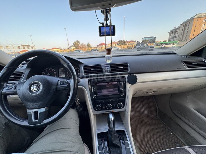 Volkswagen Passat (North America) 2012, 270,000 km - 2.5 л - Bakı