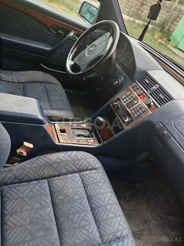 Mercedes C 220 1993, 390,000 km - 2.2 l - Mingəçevir