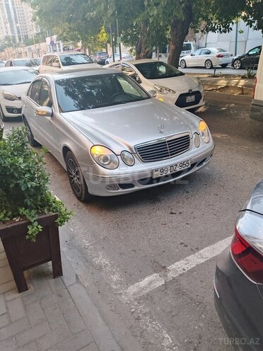 Mercedes E 240 2002, 253,363 km - 2.6 l - Bakı