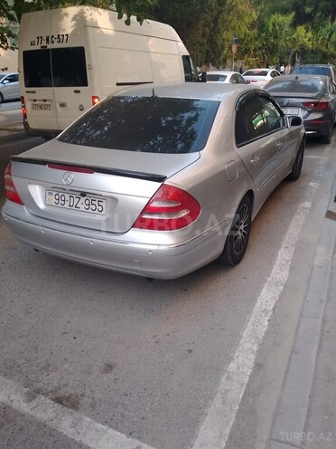 Mercedes E 240 2002, 253,363 km - 2.6 l - Bakı