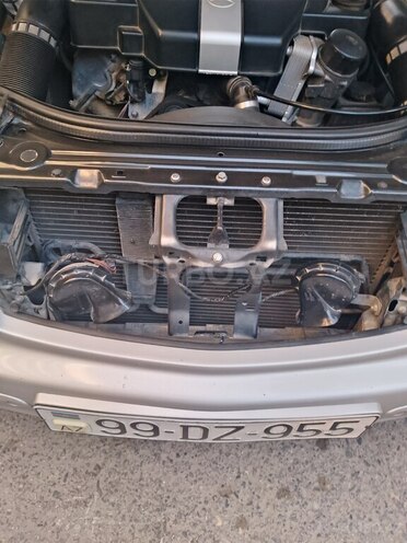 Mercedes E 240 2002, 253,363 km - 2.6 l - Bakı