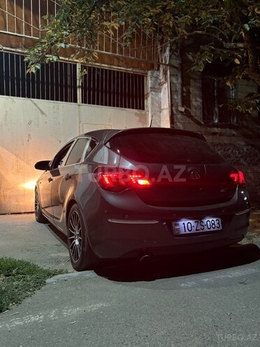 Opel Astra 2010, 320,000 km - 1.4 l - Gəncə
