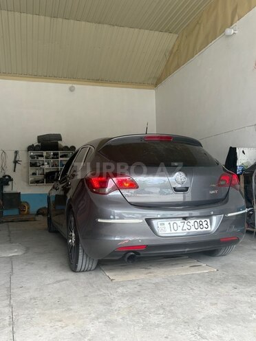 Opel Astra 2010, 320,000 km - 1.4 l - Gəncə