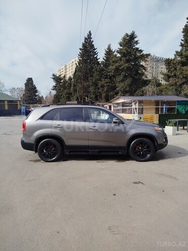 Kia Sorento 2009, 218,500 km - 2.0 l - Bakı