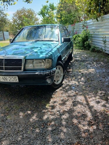 Mercedes 190 1992, 254,105 km - 2.0 l - Zaqatala