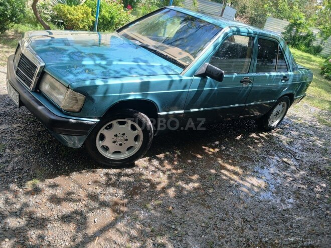 Mercedes 190 1992, 254,105 km - 2.0 l - Zaqatala