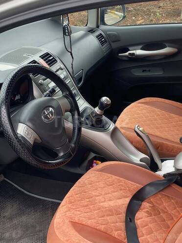 Toyota Auris 2008, 307,000 km - 1.4 л - Bakı