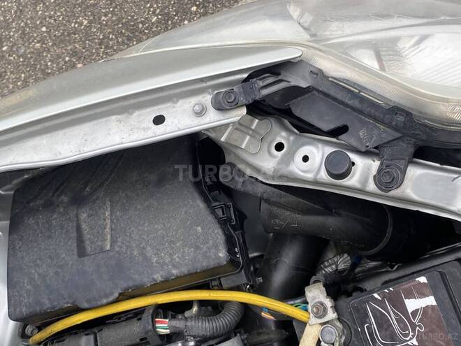 Toyota Auris 2008, 307,000 km - 1.4 л - Bakı
