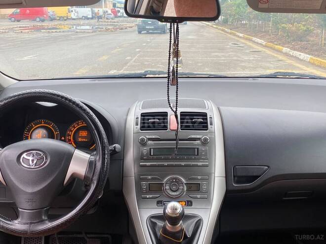 Toyota Auris 2008, 307,000 km - 1.4 л - Bakı