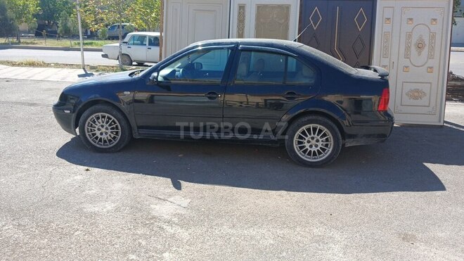 Volkswagen Jetta 2003, 219,626 km - 2.0 l - Gəncə