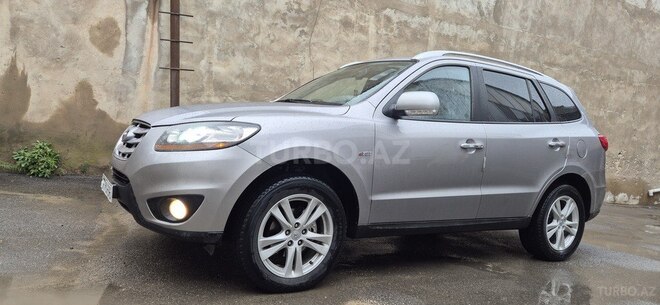 Hyundai Santa Fe 2010, 235,000 km - 2.0 l - Bakı