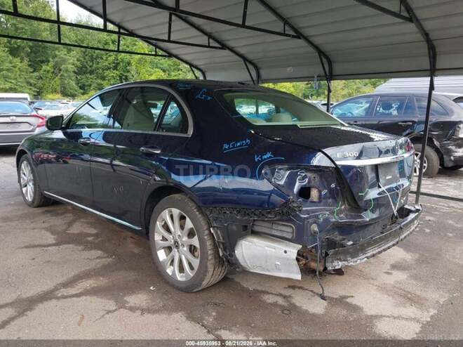 Mercedes E 300 4MATIC 2019, 68,550 km - 2.0 л - Bakı